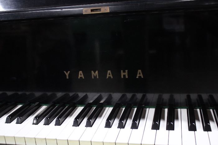 Yamaha Baby Grand Piano