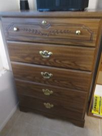5-Drawer Chest