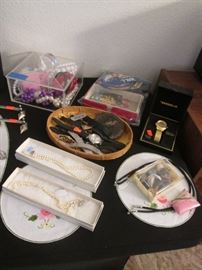 Vintage Pearl Necklaces