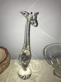 Steuben Giraffe by Lloyd Atkins