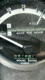 hours on john Deere 4440