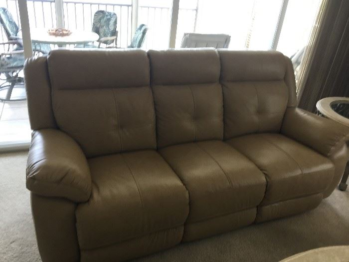 Like New Recliner Sofa 