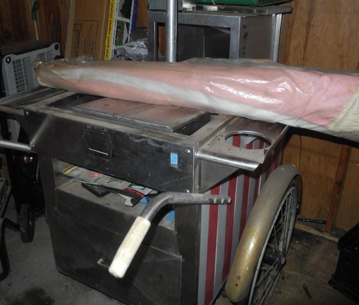 Check out this great, vintage, authentic hot dog rolling cart with original umbrella!  Tail gating anyone?