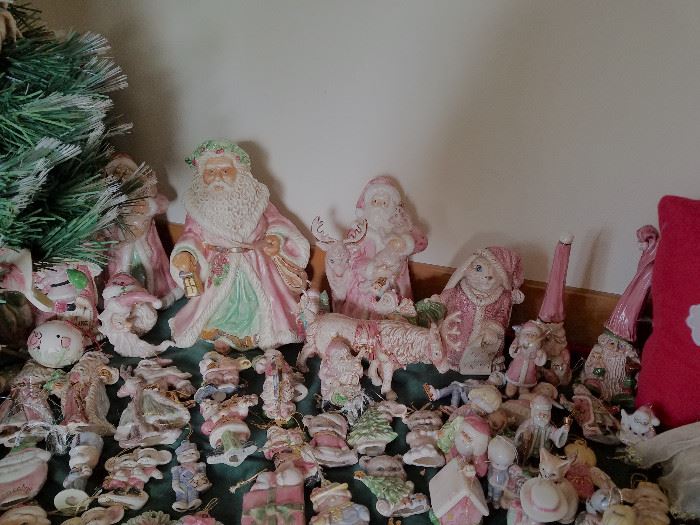 Concolino ceramic holiday decorations