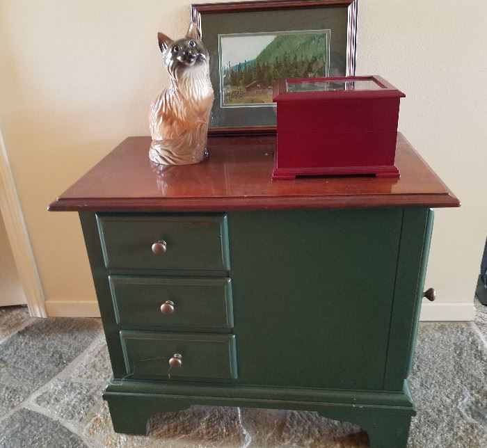 Small end table with side cabinet
