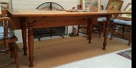 Table drop leaf