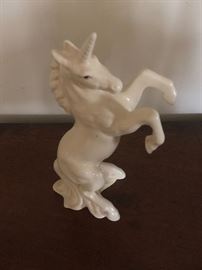 Pottery unicorn
