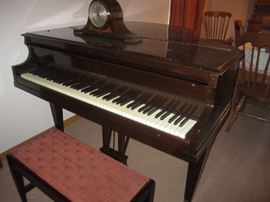 BABY GRAND PIANO