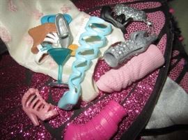 VINTAGE BARBIE ITEMS