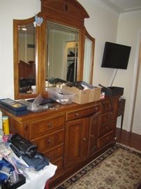 DRESSER FOR KS BEDROOM SET