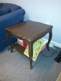 Pair end tables