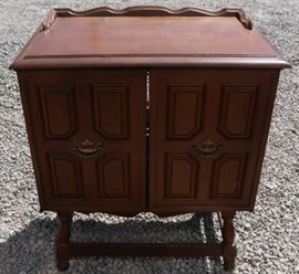 Vintage cabinet