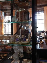 FINE SMALL COLLECTABLES