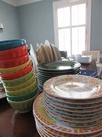 sets of dinner ware