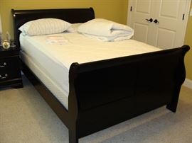 Full  size bed