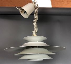 Lot 218 DESIGN LIGHT White Enamel Hanging Light. Louvere