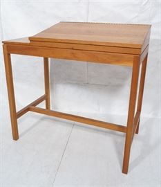 Lot 268 THOMAS MOSER Cherry Craftsman Standing Desk Table