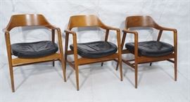 Lot 492 3 WH GUNLOCKE Sculptural Walnut Arm Chairs. Round