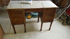Sweet older desk