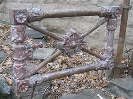 Cast iron gate