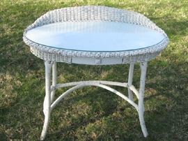 Antique Wicker Vanity/Desk