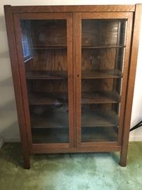 Vintage Oak Bookcase https://www.ctbids.com/#!/description/share/18289