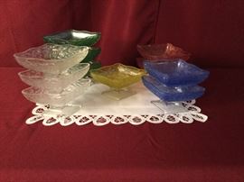 Dessert Bowls            https://www.ctbids.com/#!/description/share/18288