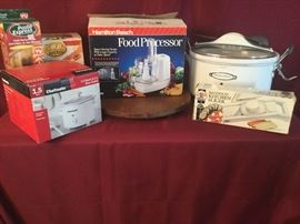 Small Kitchen Appliances       https://www.ctbids.com/#!/description/share/18335