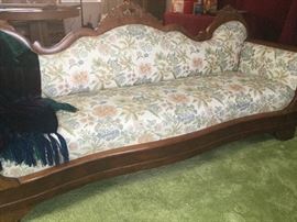 Vintage Floral Sofa   https://www.ctbids.com/#!/description/share/18334