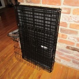 Lane dog cage