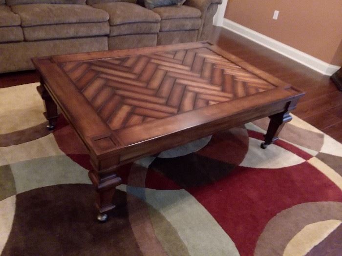Oversize cocktail / coffee table, like new.
