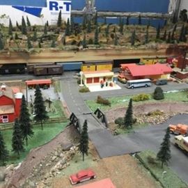 model train estate sales