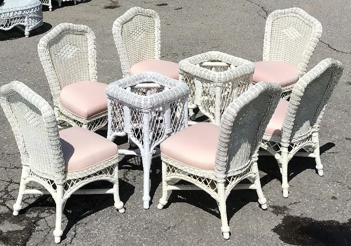 WICKER TABLE AND CHAIR   http://www.ctonlineauctions.com/detail.asp?id=704581