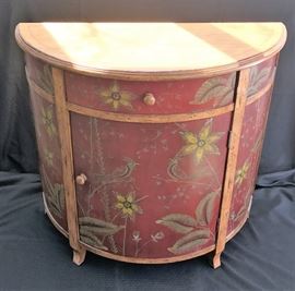  HALL CABINET http://www.ctonlineauctions.com/detail.asp?id=704587