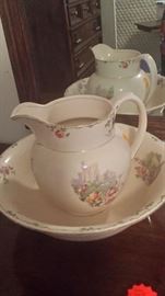 English Castles bowl and pitcher in great condition