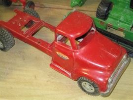 1950's Tonka Cab truck.