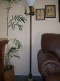 Floor lamp