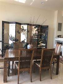Asian style Henredon dining table with leaves and 8 chairs.