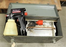 Quik Jet Airless Spray Gun With Tool Box
