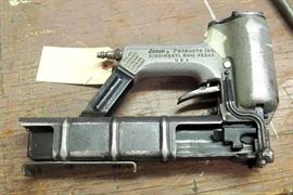 Senci-matic Pneumatic Staple Gun, Model PW