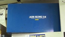 Air-King 18 Air Cleaner With 1 Extra Filter, Very Heavy