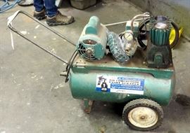 Sears Air Compressor, 20 Gallon Tank, 1hp