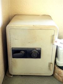Sentry 1330 Combination Safe, Includes Proper Combination