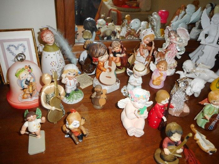 Collection of Upright Fiddlers, Angels