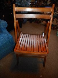 Vintage Wood Slat  Folding Chairs (4)