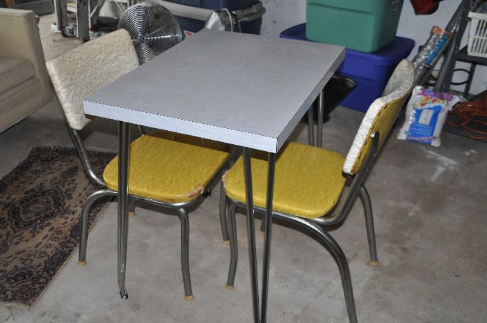 Vintage kitchen table and chairs. NR