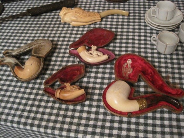 carved meerschaum pipes