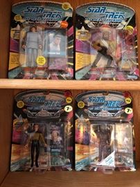 Star Trek 90’s Collectible Actions Figures 