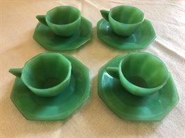 Vintage Child’s Tea Set 