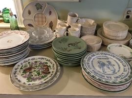 Collectible china dinner plates, bowls & cups.